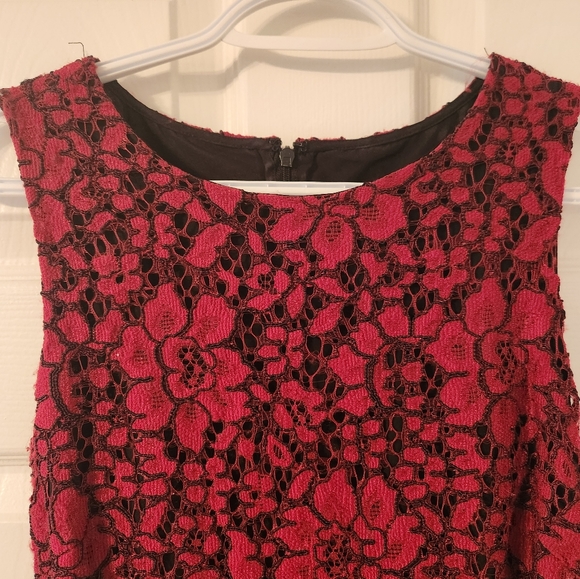 Karl Lagerfeld Red Crochet Overlay Dress Size Small - Picture 3 of 4